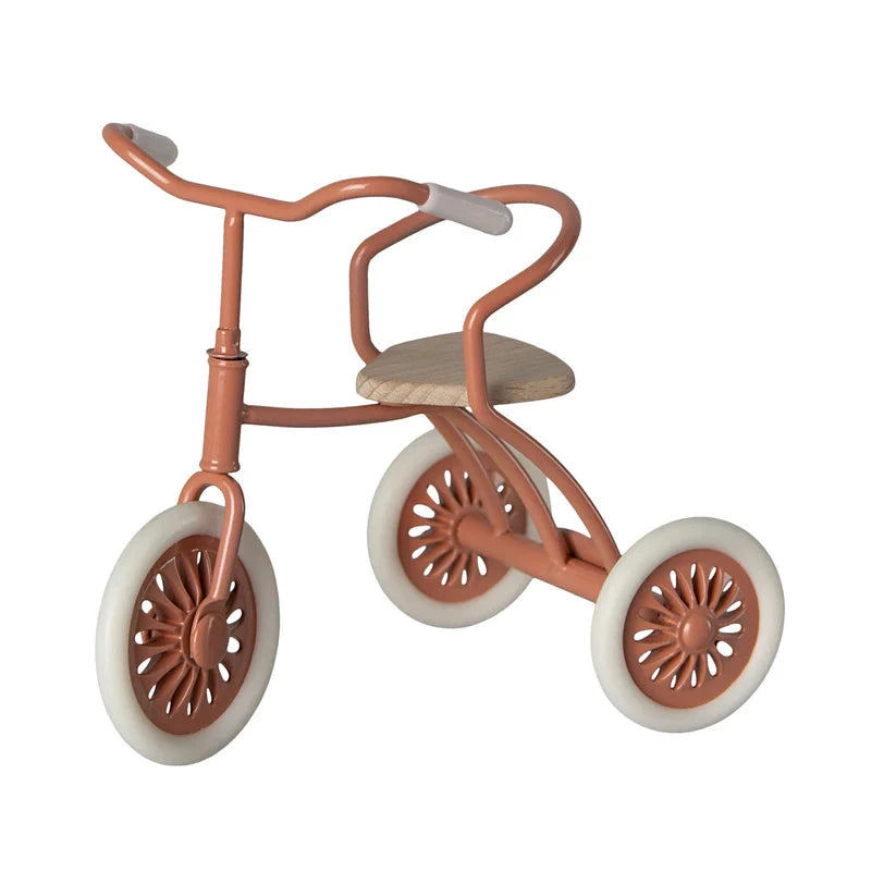 Abri a Tricycle Mouse Coral 2024 by Maileg - Friends of K