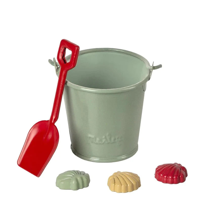 Beach Set Shovel Bucket & Shells by Maileg - Friends of K
