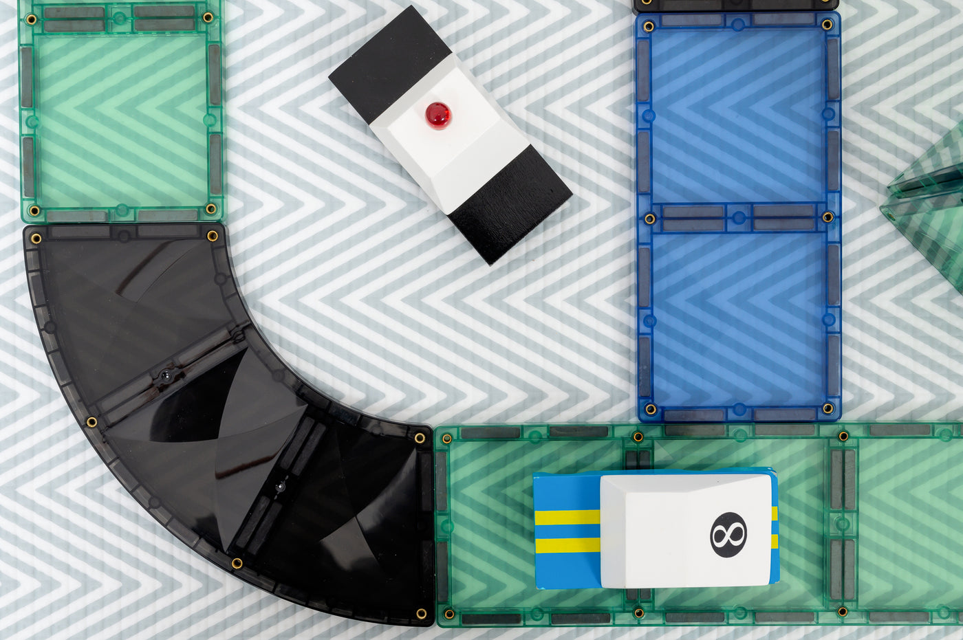 Connetix Tiles | Ramps & Intersections Pack 16pc by Connetix Magnetic Tiles - Friends of K