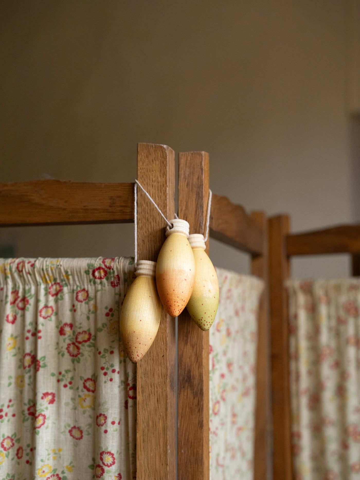 Grapat | Christmas Ornaments No4- Glow Lamps by Grapat - Friends of K