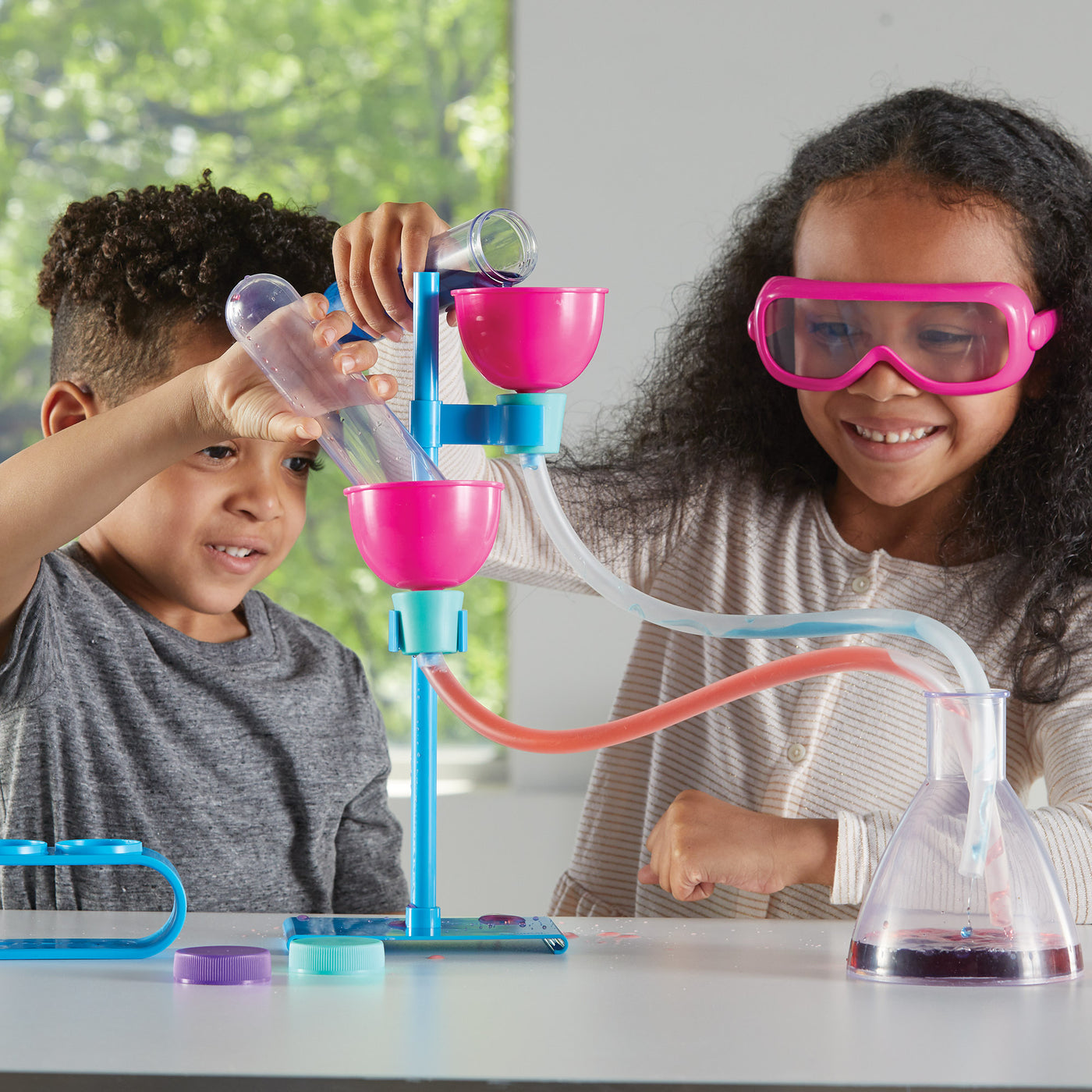 Primary Science Deluxe Lab Set (2023) by Learning Resources - Friends of K