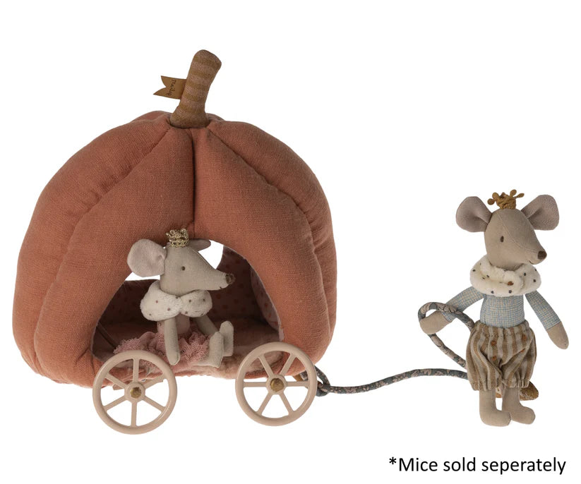 Pumpkin Carriage Mouse 2024 by Maileg - Friends of K