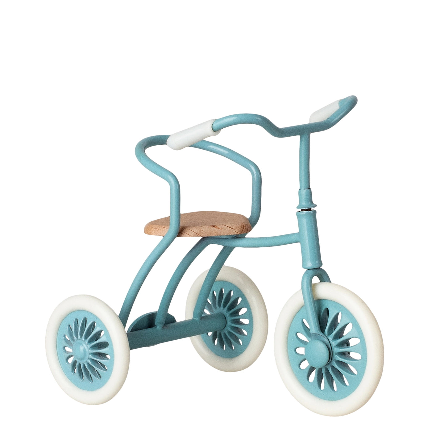 Abri à Tricycle for Mouse Petrol (Spring/Summer 2023)