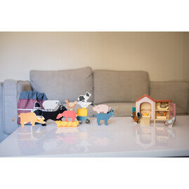 Chicken Coop by Tender Leaf Toys - Friends of K