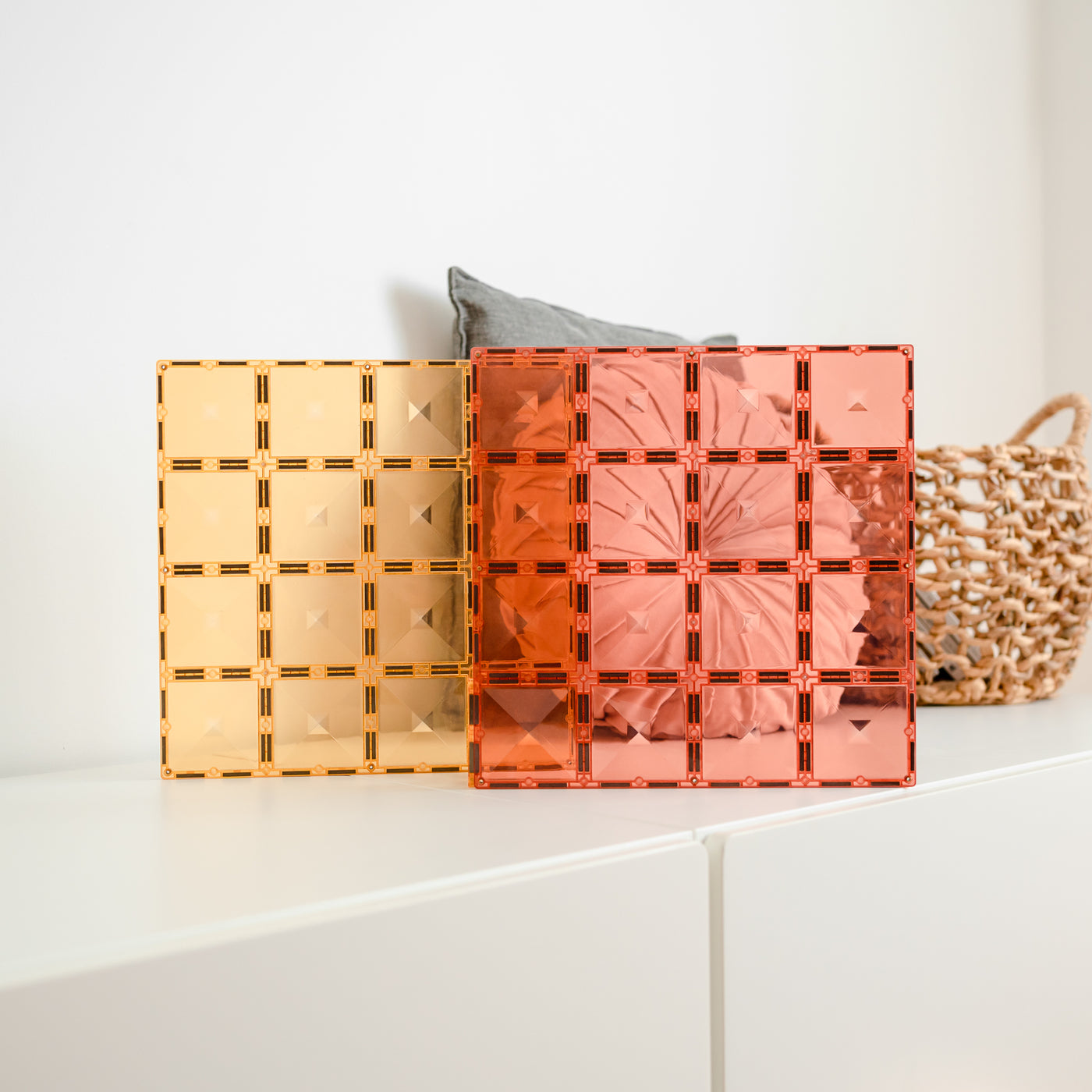 Connetix Tiles | Pastel Base Plate Pack (Lemon & Peach) 2 pc by Connetix Magnetic Tiles - Friends of K