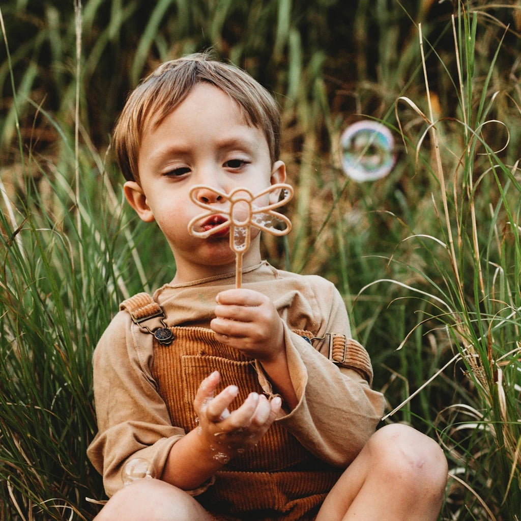 Dragon Fly Eco Bubble Wand by Kinfolk Pantry - Friends of K