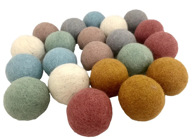 Felt Balls - Earth 3.5cm (set of 7) by Papoose - Friends of K