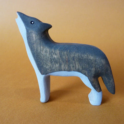 Wooden Wolf (Howling)