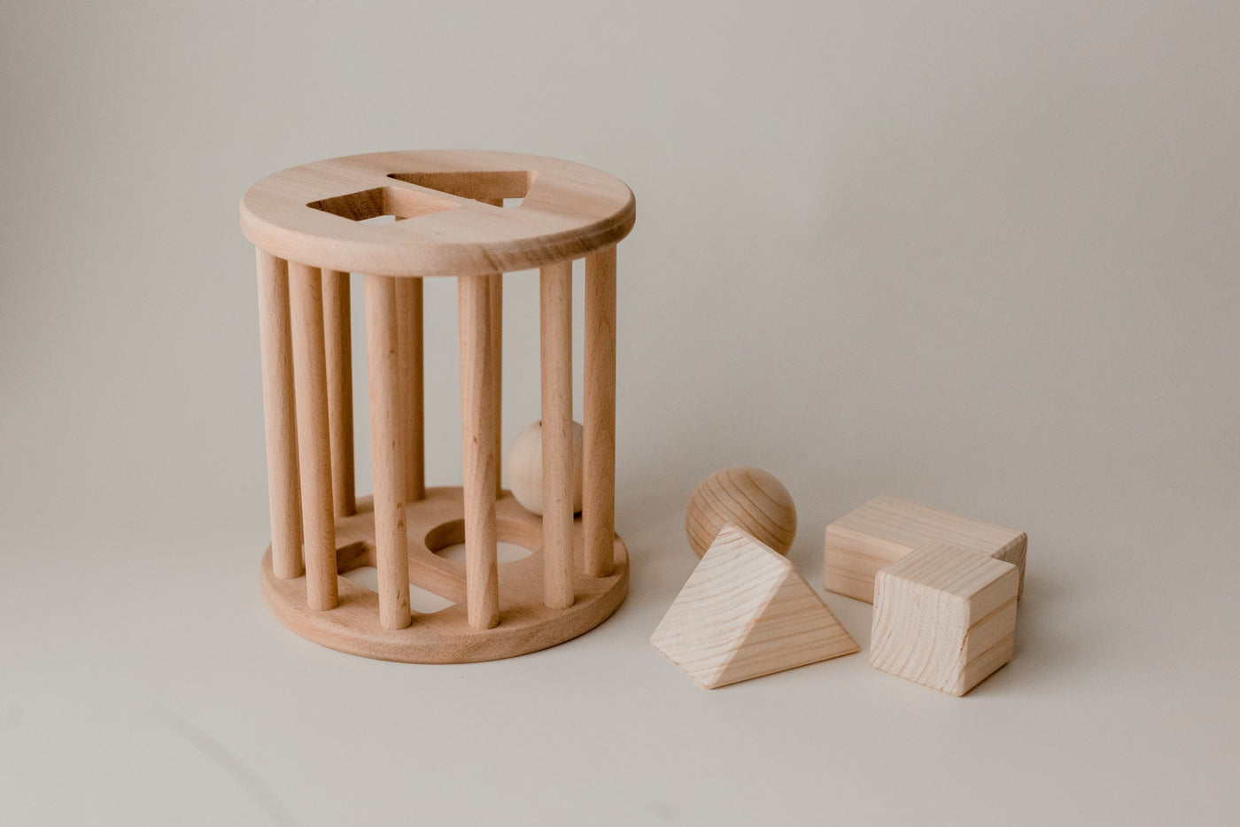 Shape Sorter by QTOYS - Friends of K